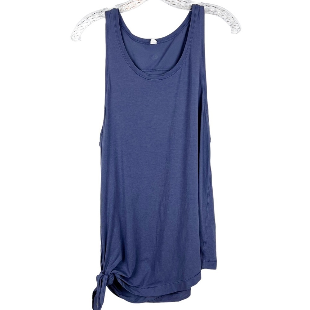 Lululemon women’s To The Point Side Tie Tank size 8 blue